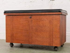 Black Top Vintage Bench/Chest by Lane