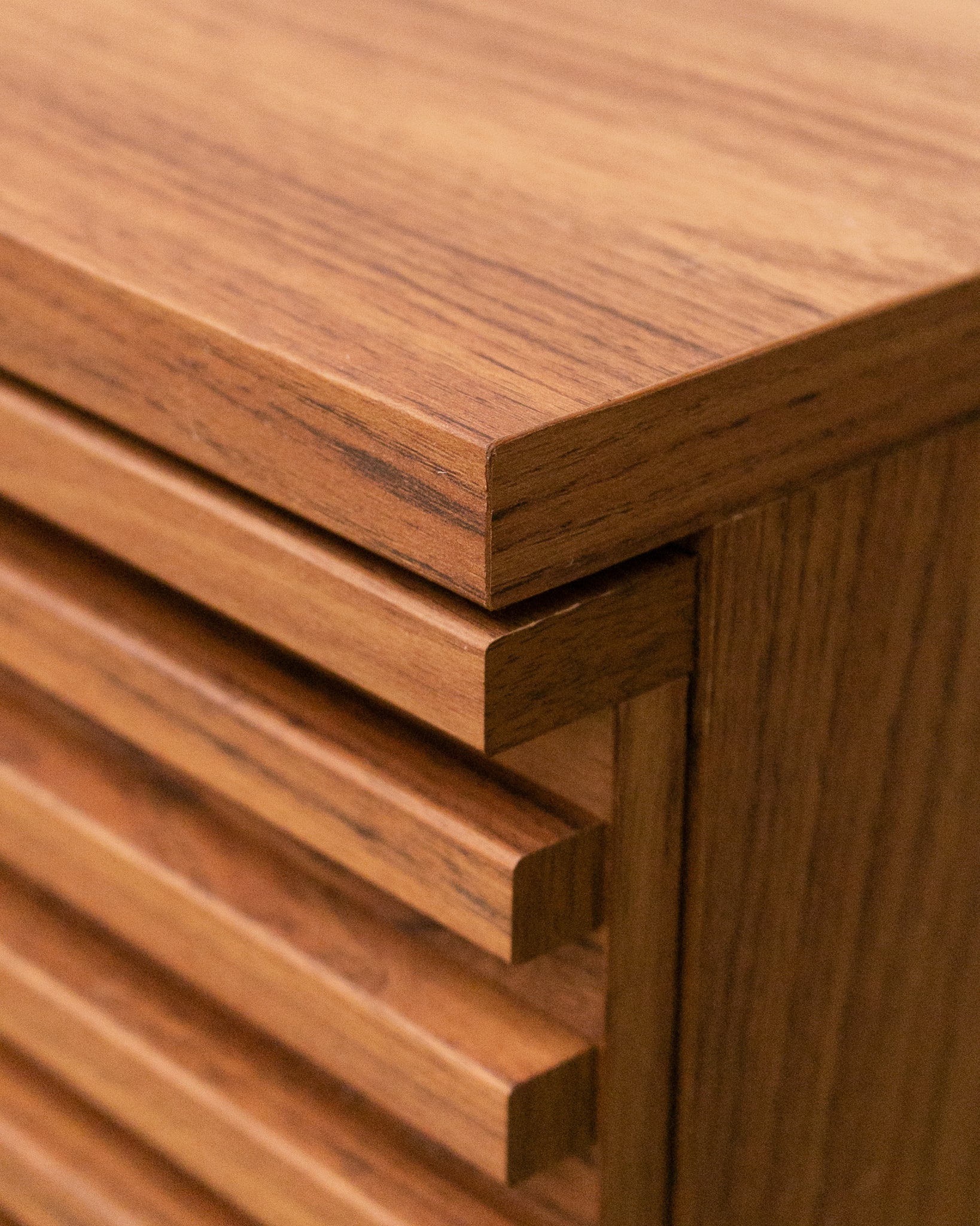 Slat Desk โ Sunbeam Vintage