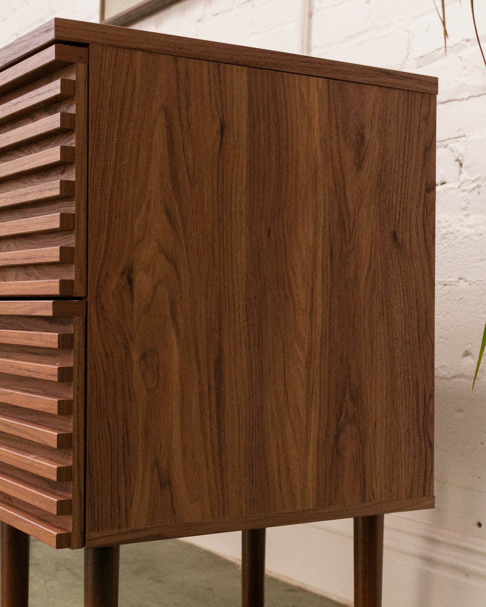 Slat Desk โ Sunbeam Vintage