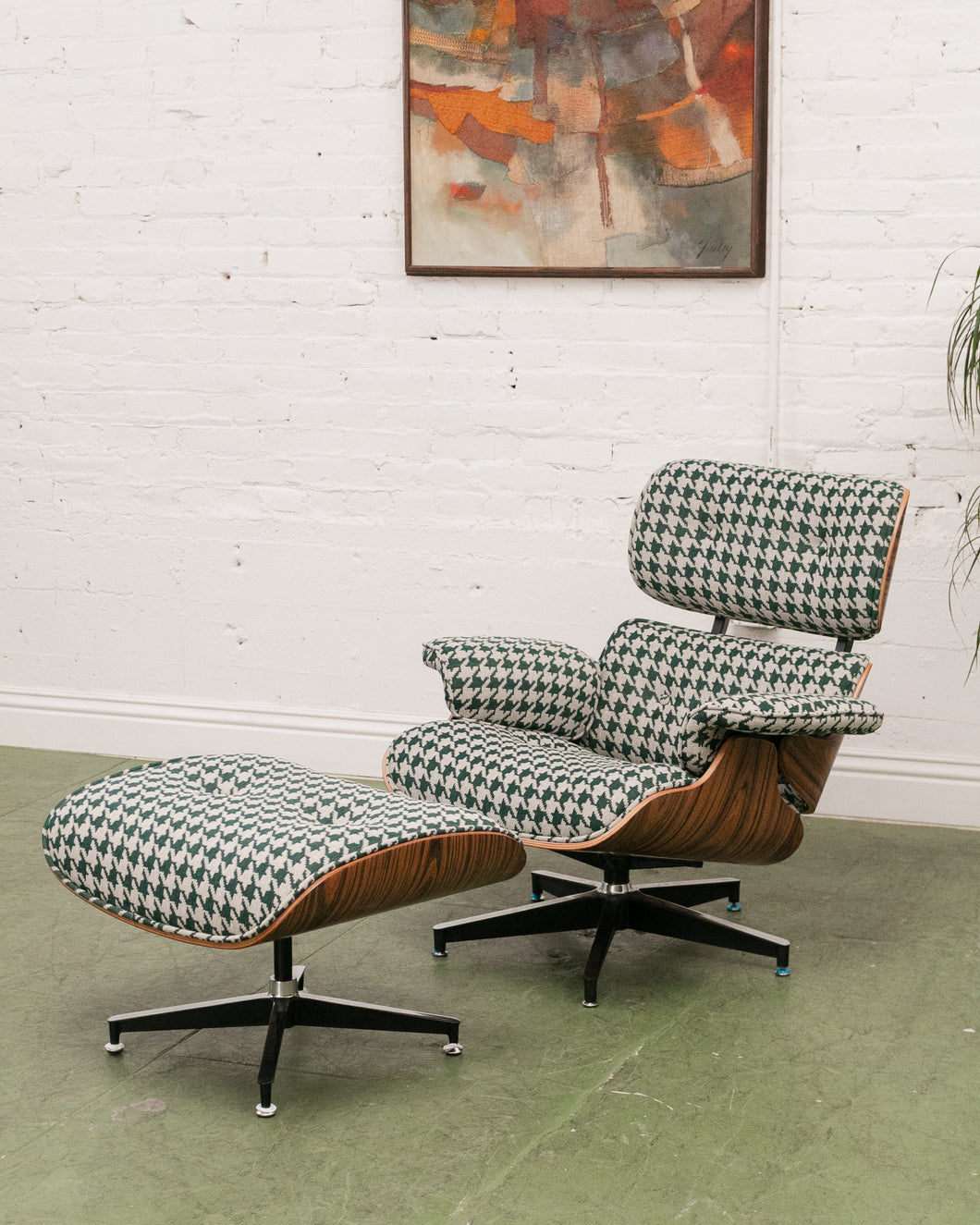 Green Houndstooth Chair & Ottoman