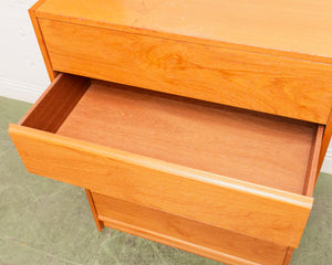 Vintage 5 Drawer Dresser