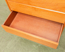 Load image into Gallery viewer, Vintage 5 Drawer Dresser
