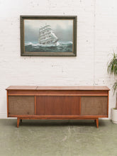 Load image into Gallery viewer, Vintage Stereo Console (non working)
