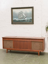 Load image into Gallery viewer, Vintage Stereo Console (non working)
