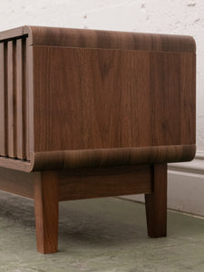 Pauli Credenza