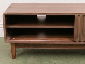 Pauli Credenza