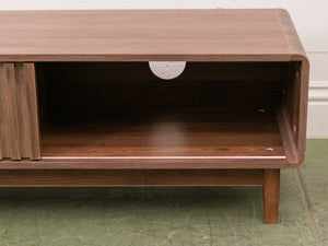 Pauli Credenza