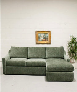 Hauser Sectional Sofa in Zion Forest