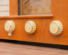 Load image into Gallery viewer, Grundig Vintage Stereo
