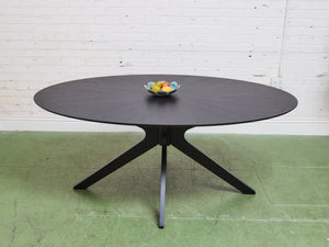 Miles Oval Table in Nior