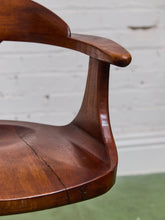 Load image into Gallery viewer, Heywood Wakefield Vintage Rare Chair
