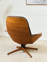 Load image into Gallery viewer, Plycraft Muellhauser Chair
