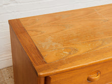 Load image into Gallery viewer, Oak 3 Drawer Dresser

