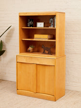 Load image into Gallery viewer, Heywood Wakefield Hutch
