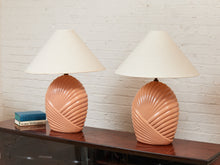 Load image into Gallery viewer, Orange Corral Shell Lamp
