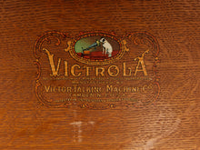 Load image into Gallery viewer, VICTROLA 1917 RCA TALKING MACHINE ANTIQUE CLASSIC RARE VV-100 PLAYS WORKS
