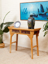 Load image into Gallery viewer, Vintage Chinese Desk Entry Table
