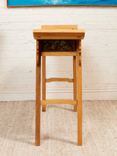 Load image into Gallery viewer, Vintage Chinese Desk Entry Table
