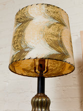 Load image into Gallery viewer, Lotus Lamp
