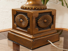 Load image into Gallery viewer, Vintage Hollywood Regency Lamps
