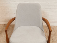 Load image into Gallery viewer, Curved Ivory Lounge Chair
