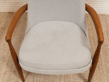 Load image into Gallery viewer, Curved Ivory Lounge Chair
