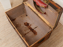 Load image into Gallery viewer, Wood Antique Chest
