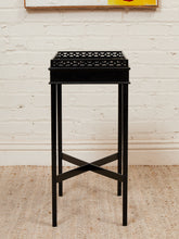 Load image into Gallery viewer, Black Side Table
