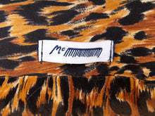 Load image into Gallery viewer, Plush Leopard Phone
