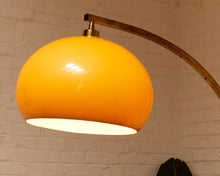 Load image into Gallery viewer, 1970s Vintage Gold Floor Lamp

