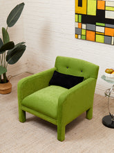 Load image into Gallery viewer, Appletini Vintage Chair
