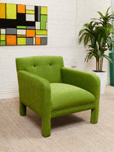 Load image into Gallery viewer, Appletini Vintage Chair
