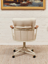 Load image into Gallery viewer, 1970’s Oak Office Chair
