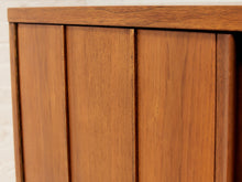 Load image into Gallery viewer, American of Martinsville Highboy Dresser
