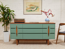 Load image into Gallery viewer, 1960s Kroehler Sculptural Wood Drawer Pulls 9 Drawer Dresser

