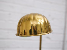 Load image into Gallery viewer, Shell Lamp
