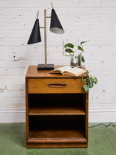 Load image into Gallery viewer, Henredon Nightstand
