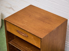 Load image into Gallery viewer, Henredon Nightstand
