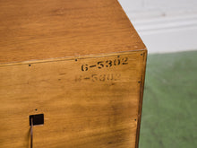 Load image into Gallery viewer, Henredon Nightstand
