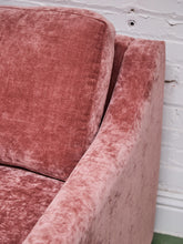 Load image into Gallery viewer, Hauser in Rosewood Velvet
