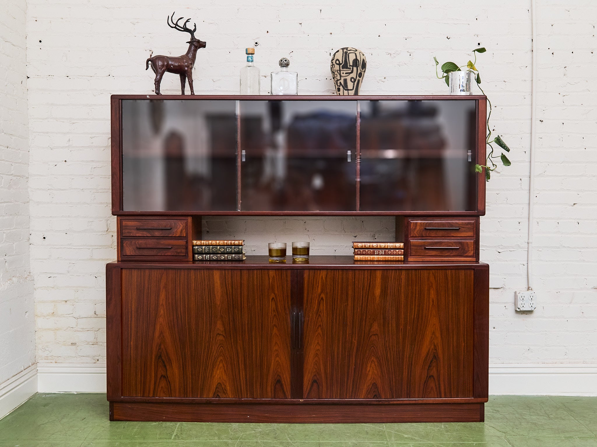 Rosewood Vintage Danish Modern Hutch – Sunbeam Vintage