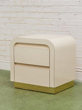 Load image into Gallery viewer, Postmodern 1980s Plynth Base Nightstands
