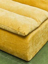 Load image into Gallery viewer, Yellow Gold Low Profile Lounge

