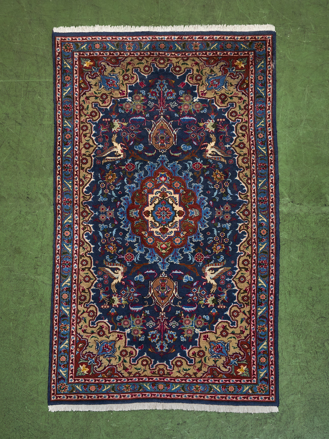 Vintage 7 ‘x 3 1/2 ‘ Rug