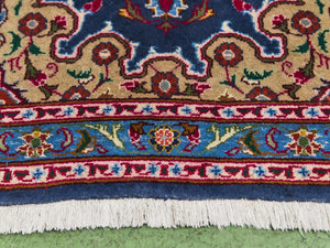 Vintage 7 ‘x 3 1/2 ‘ Rug