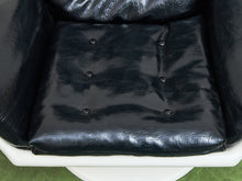 Load image into Gallery viewer, Futuristic Atomic Chair
