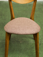 Load image into Gallery viewer, Luna Dining Chair
