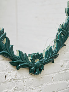 Round Leaf-Wrapped Mirror – Sculptural Green Resin Frame