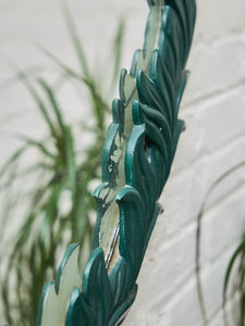 Round Leaf-Wrapped Mirror – Sculptural Green Resin Frame