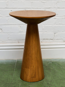 Pedestal Walnut Table